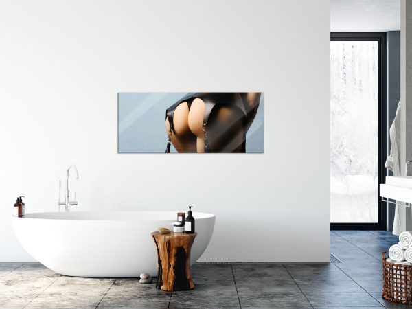 Frauenpo in Lederstrapse, Glasbild Panorama Mode – Bild 4